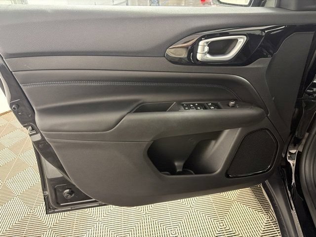 New 2026 Jeep Compass Limited AWD/4WD image 15