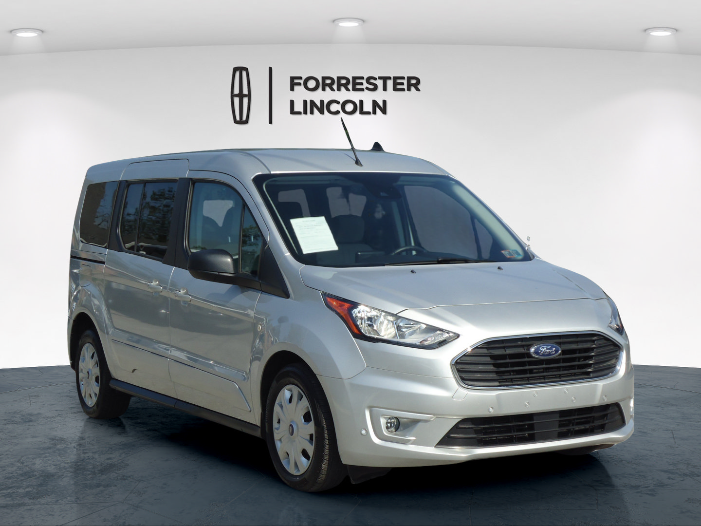 Used 2022 Ford Transit Connect XLT
