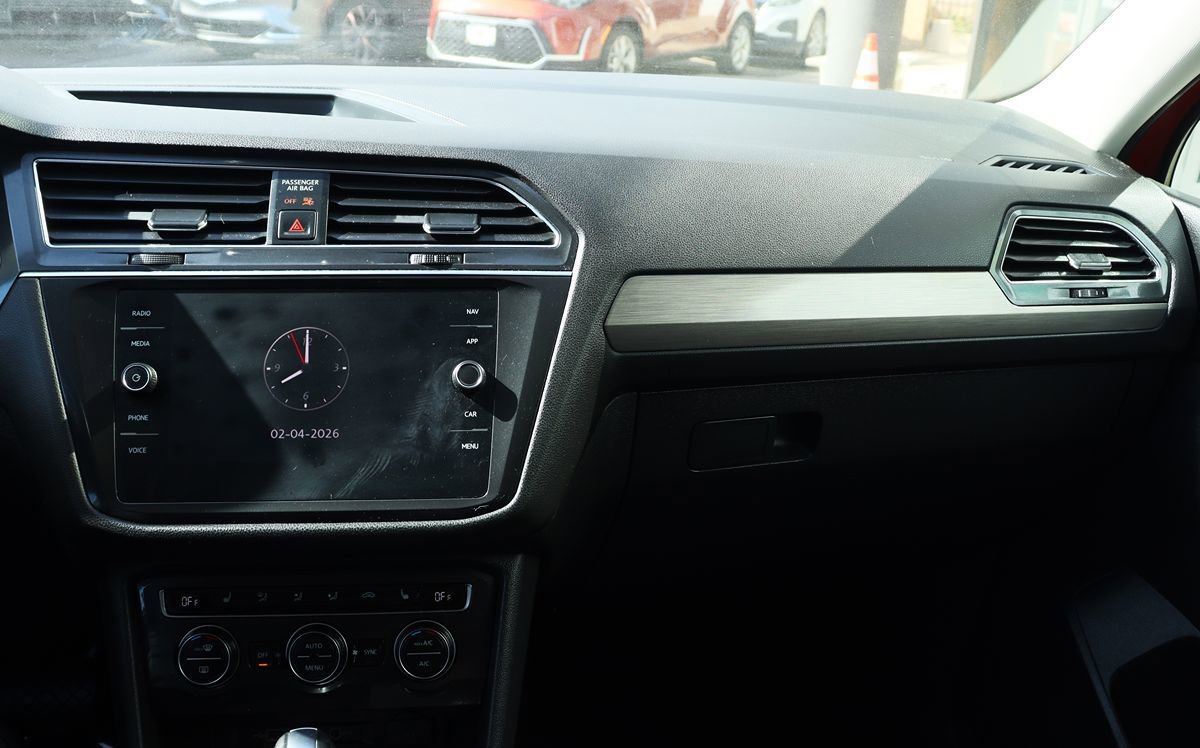 Used 2019 Volkswagen Tiguan SEL AWD/4WD image 45