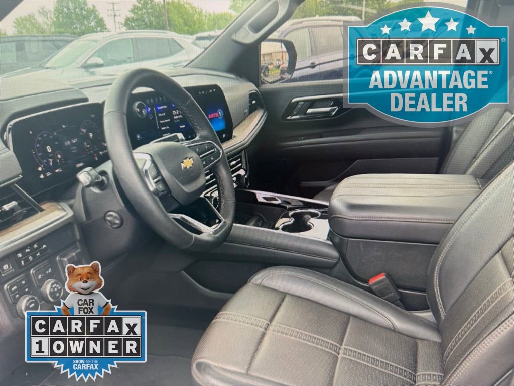 Used 2025 Chevrolet Suburban High Country w/ Sun And Tow Package AWD/4WD image 4