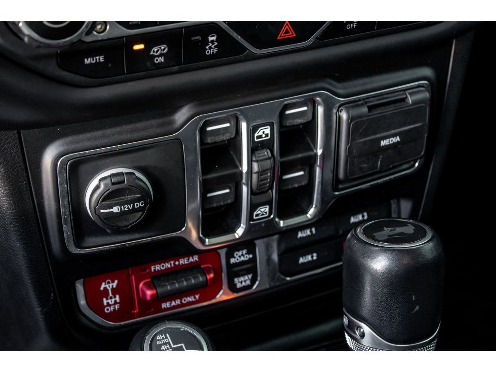 Used 2021 Jeep Wrangler Unlimited Rubicon w/ Dual Top Group image 37