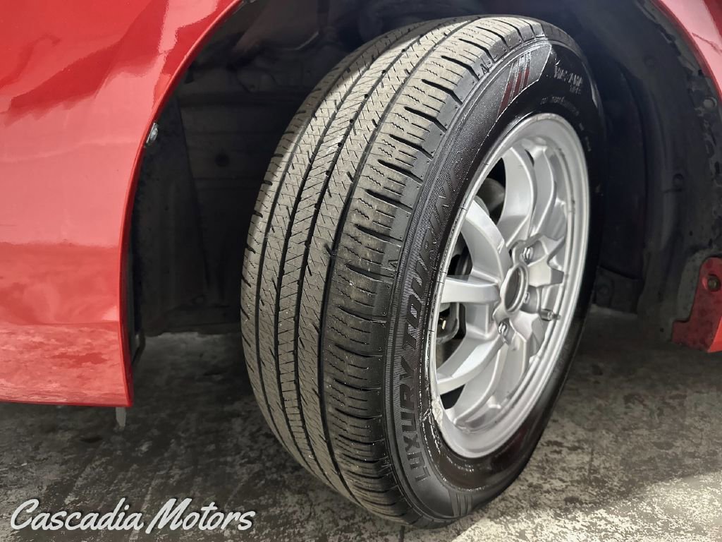 Used 2012 Toyota Prius V Three image 31