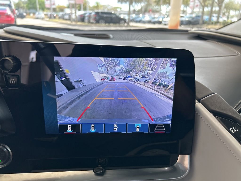 Used 2025 Chevrolet Corvette Z06 RWD image 16