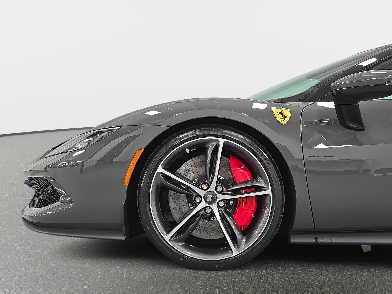Used 2023 Ferrari 296 GTB RWD image 10