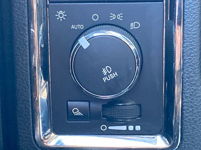 Used 2014 RAM 1500 Sport w/ Sport Premium Group AWD/4WD image 28