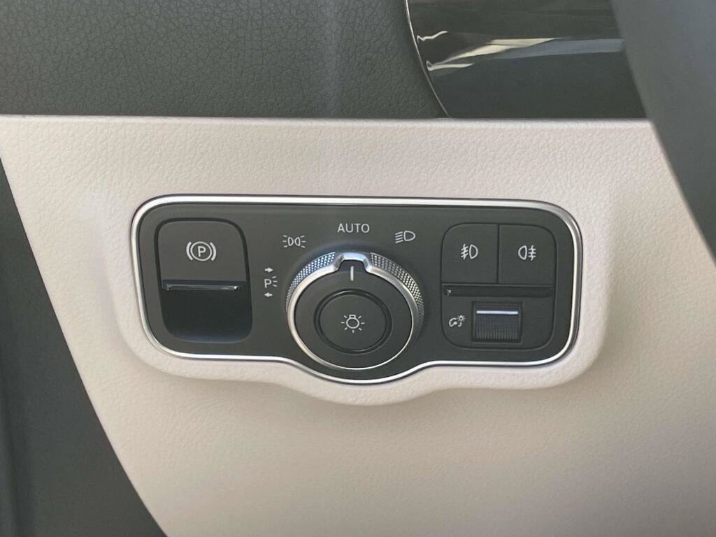 New 2026 Mercedes-Benz GLA 250 4MATIC image 29