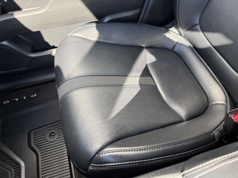 Used 2025 Honda Pilot Touring image 31