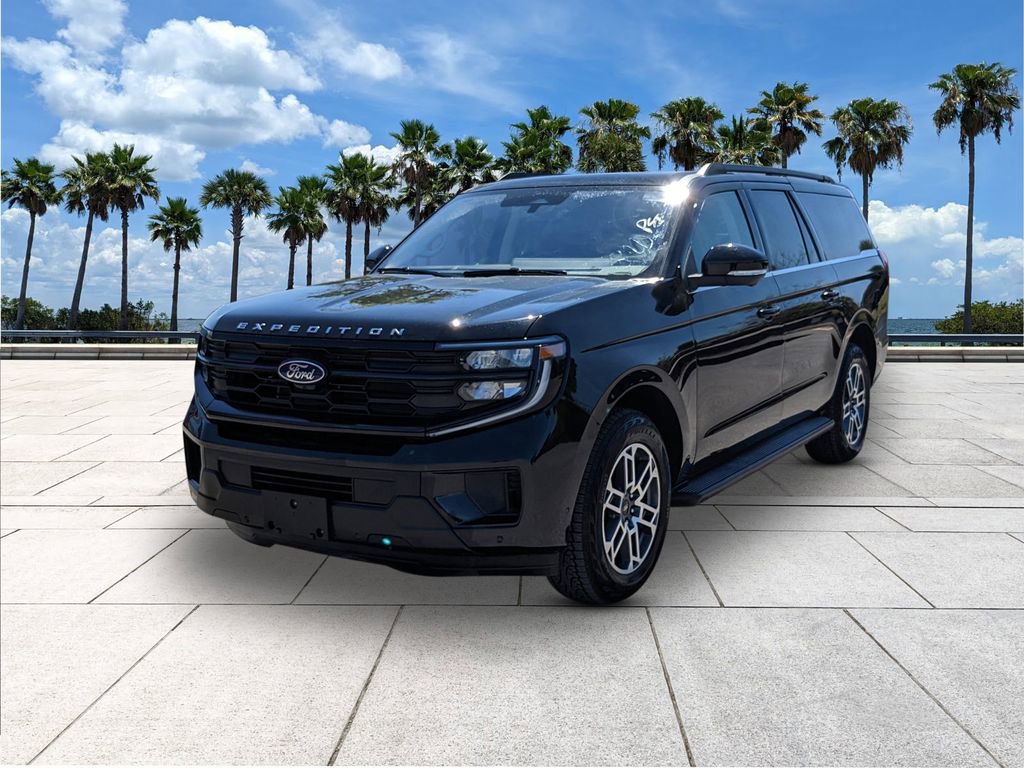 Certified 2025 Ford Expedition Max Active image 3
