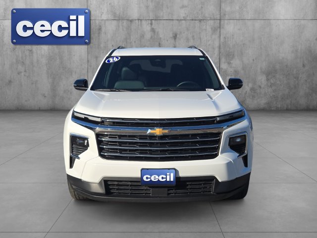 Certified 2026 Chevrolet Traverse LT FWD image 2
