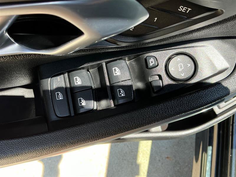Used 2020 BMW 330i xDrive Sedan w/ Driving Assistance Package AWD/4WD image 26