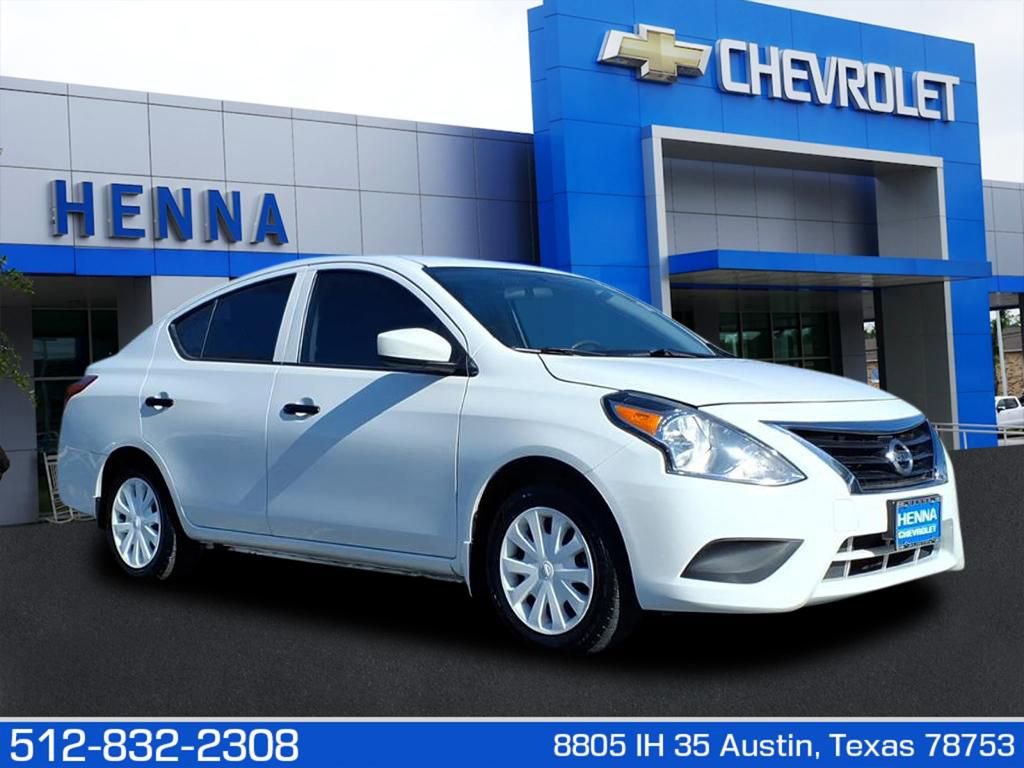 Used 2018 Nissan Versa S Plus image 1