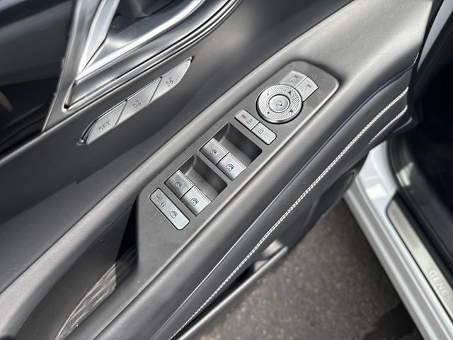 Used 2026 Genesis GV80 2.5T AWD/4WD image 14