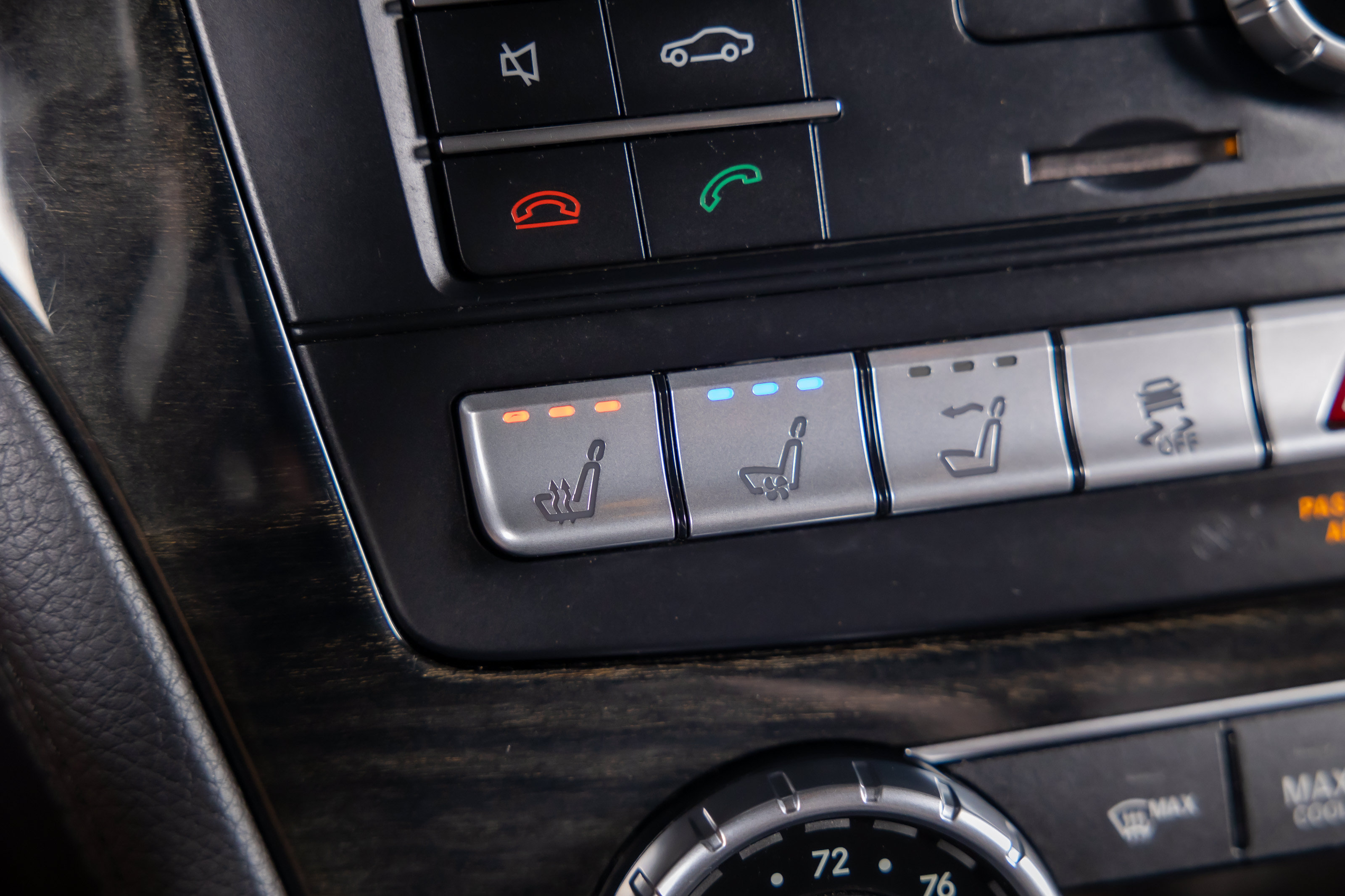 Used 2020 Mercedes-Benz SL 550 image 17