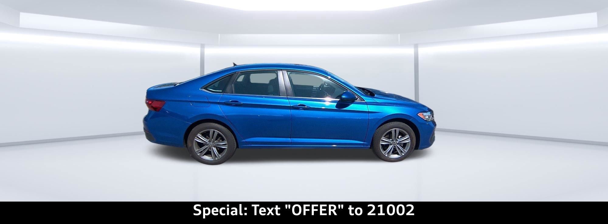 Used 2024 Volkswagen Jetta SE image 33