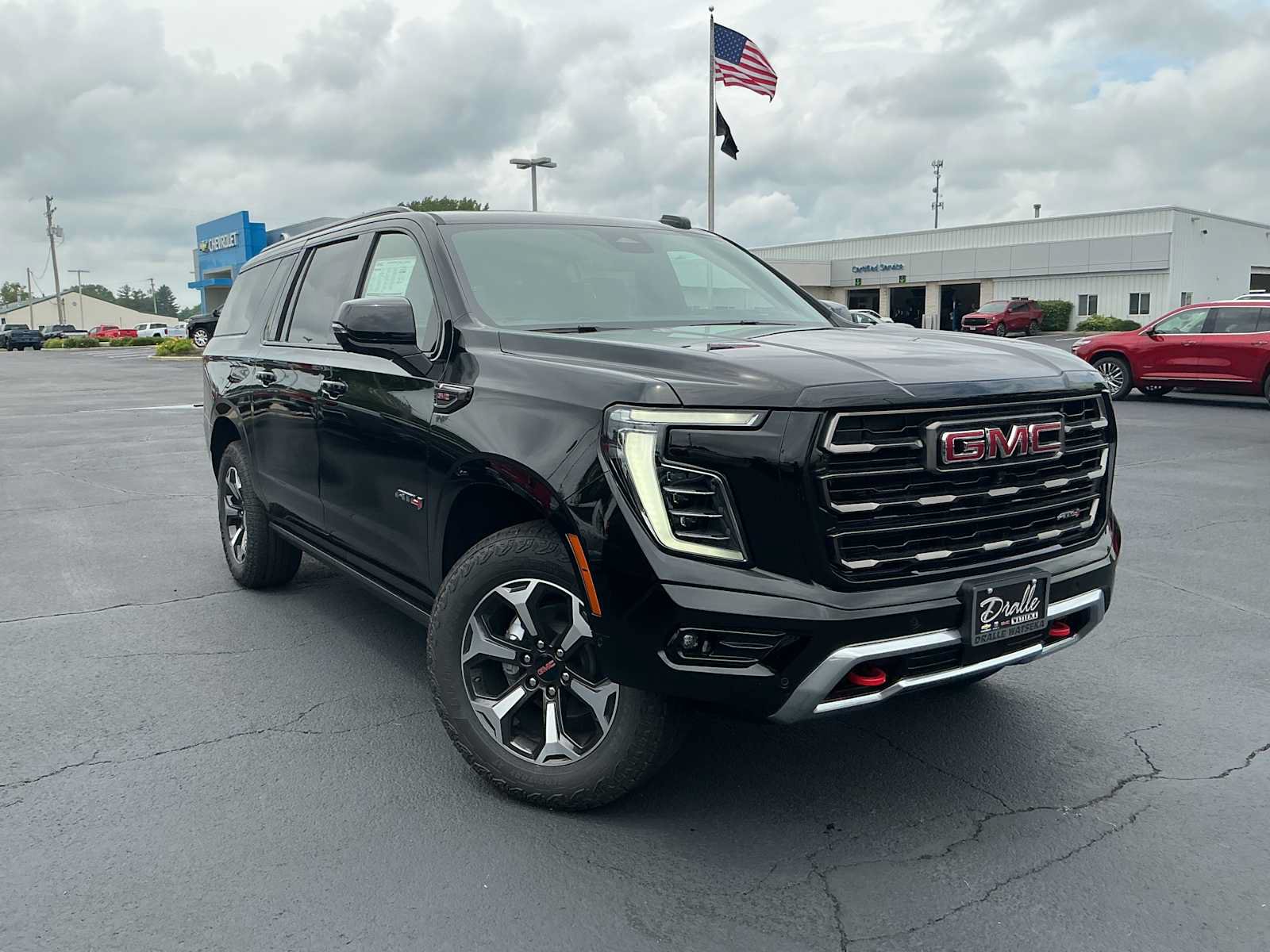 New 2026 GMC Yukon XL AT4 Ultimate AWD/4WD image 3