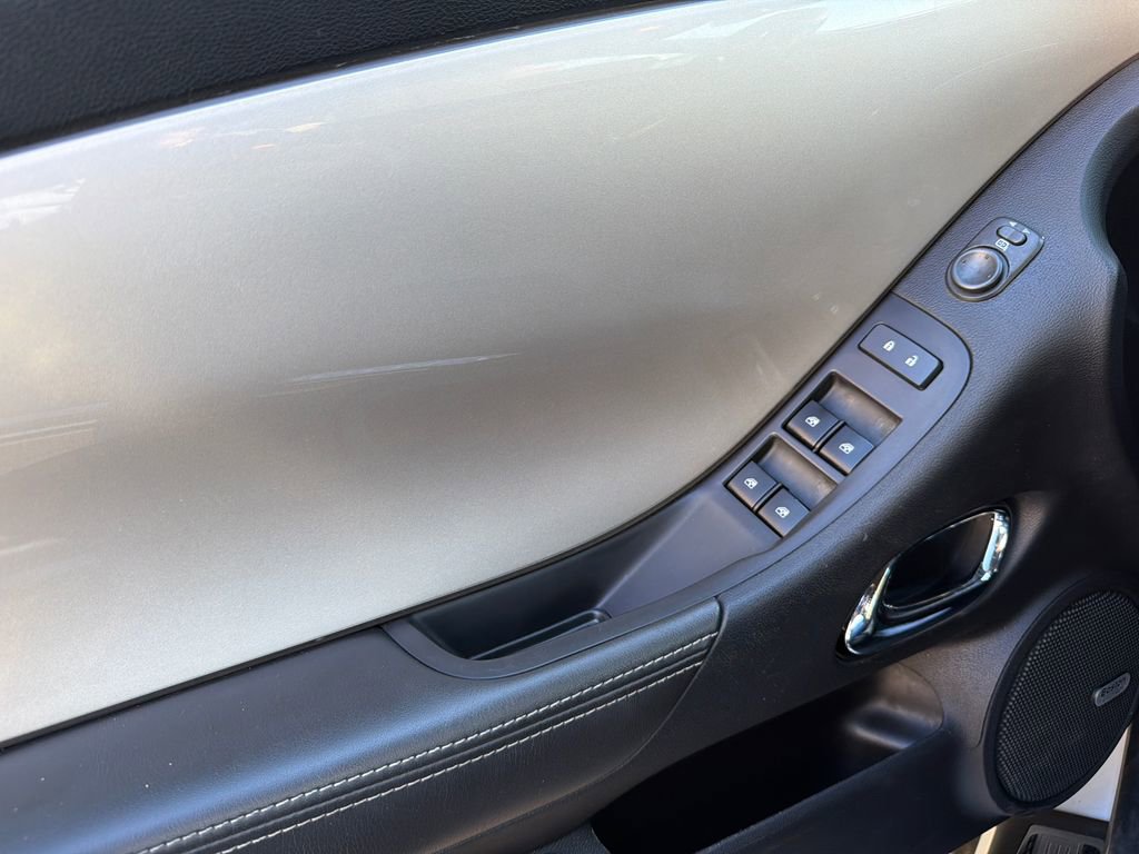 Used 2014 Chevrolet Camaro SS RWD image 24