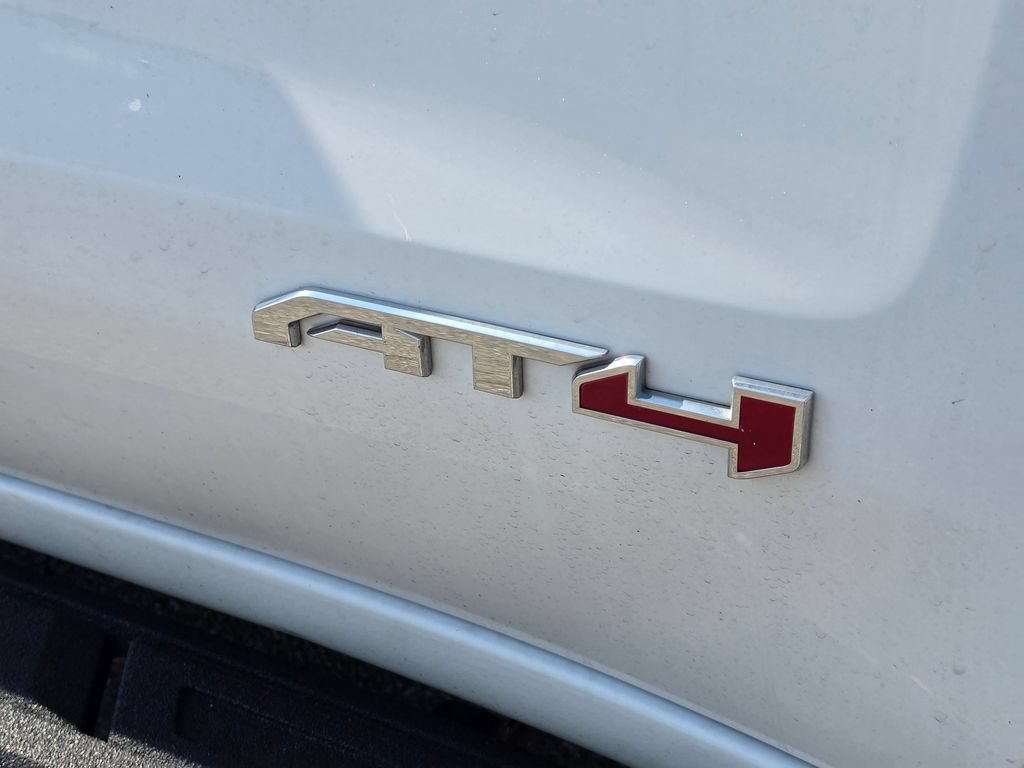 Used 2022 GMC Sierra 1500 AT4 w/ AT4 Preferred Package AWD/4WD image 11