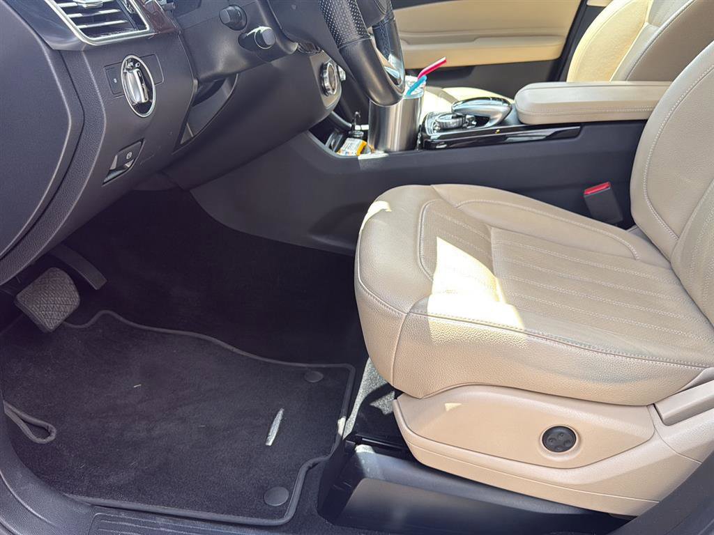 Used 2018 Mercedes-Benz GLS 450 4MATIC image 15