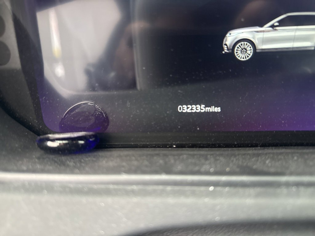 Used 2023 Land Rover Range Rover Velar R-Dynamic S image 10