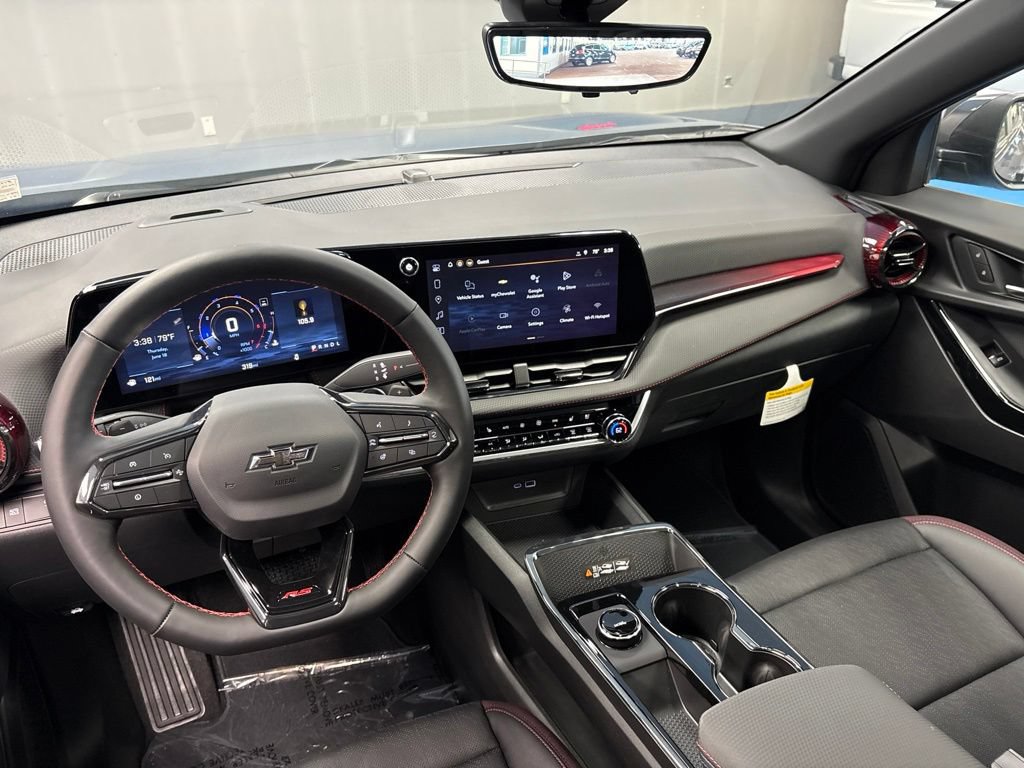 New 2026 Chevrolet Equinox RS w/ Convenience Package III FWD image 23