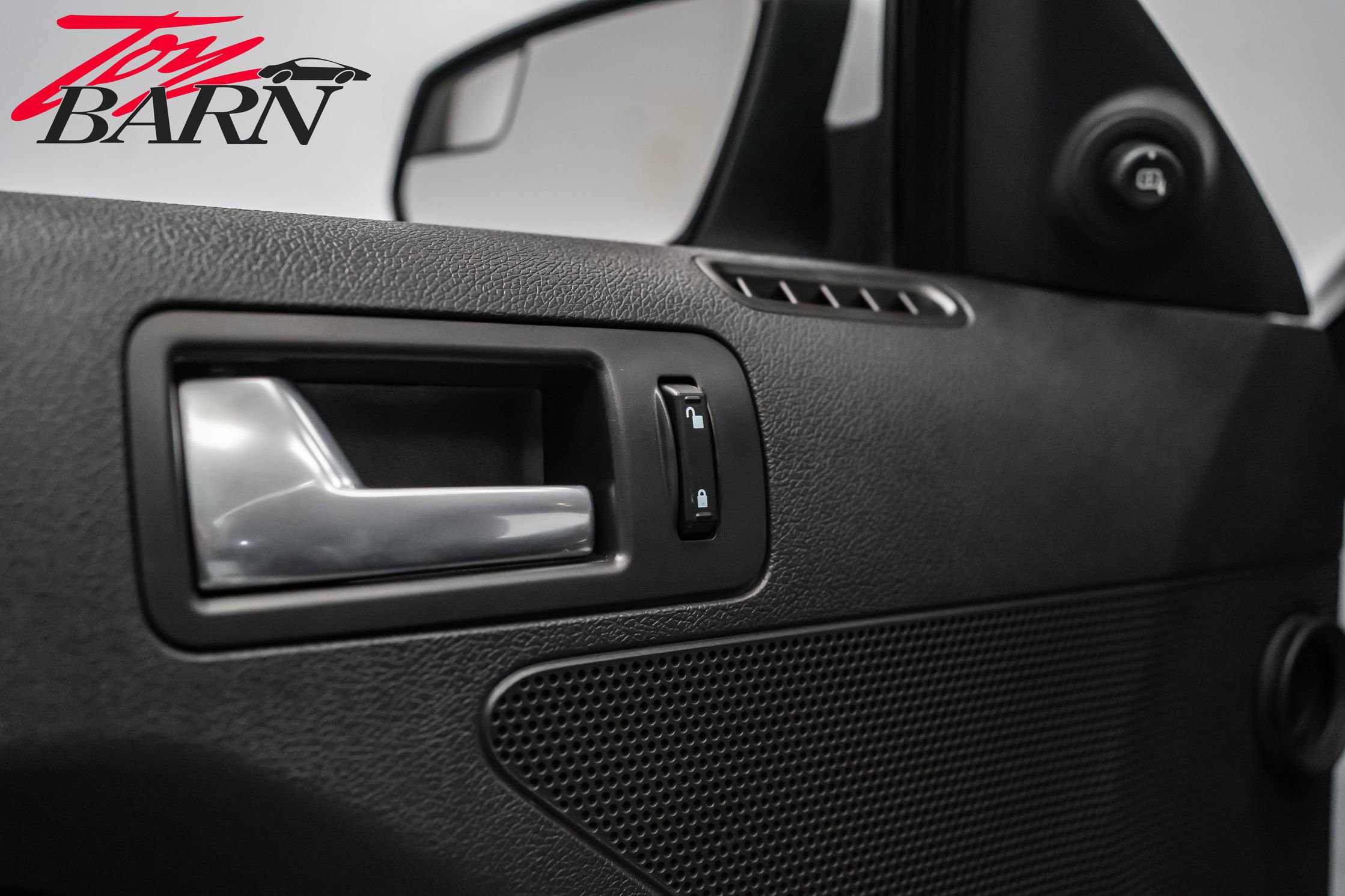 Used 2014 Ford Mustang Shelby GT500 w/ Equipment Group 821A image 21