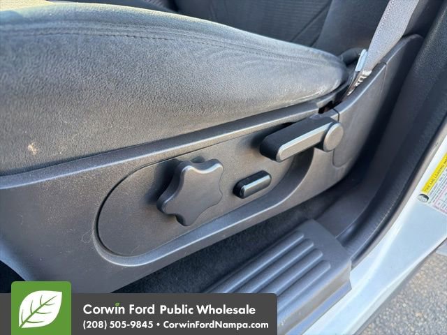 Used 2010 Ford Explorer XLT image 25