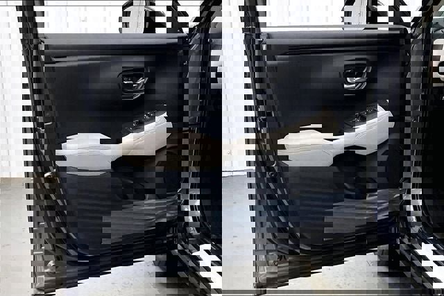 New 2026 Honda HR-V LX image 10