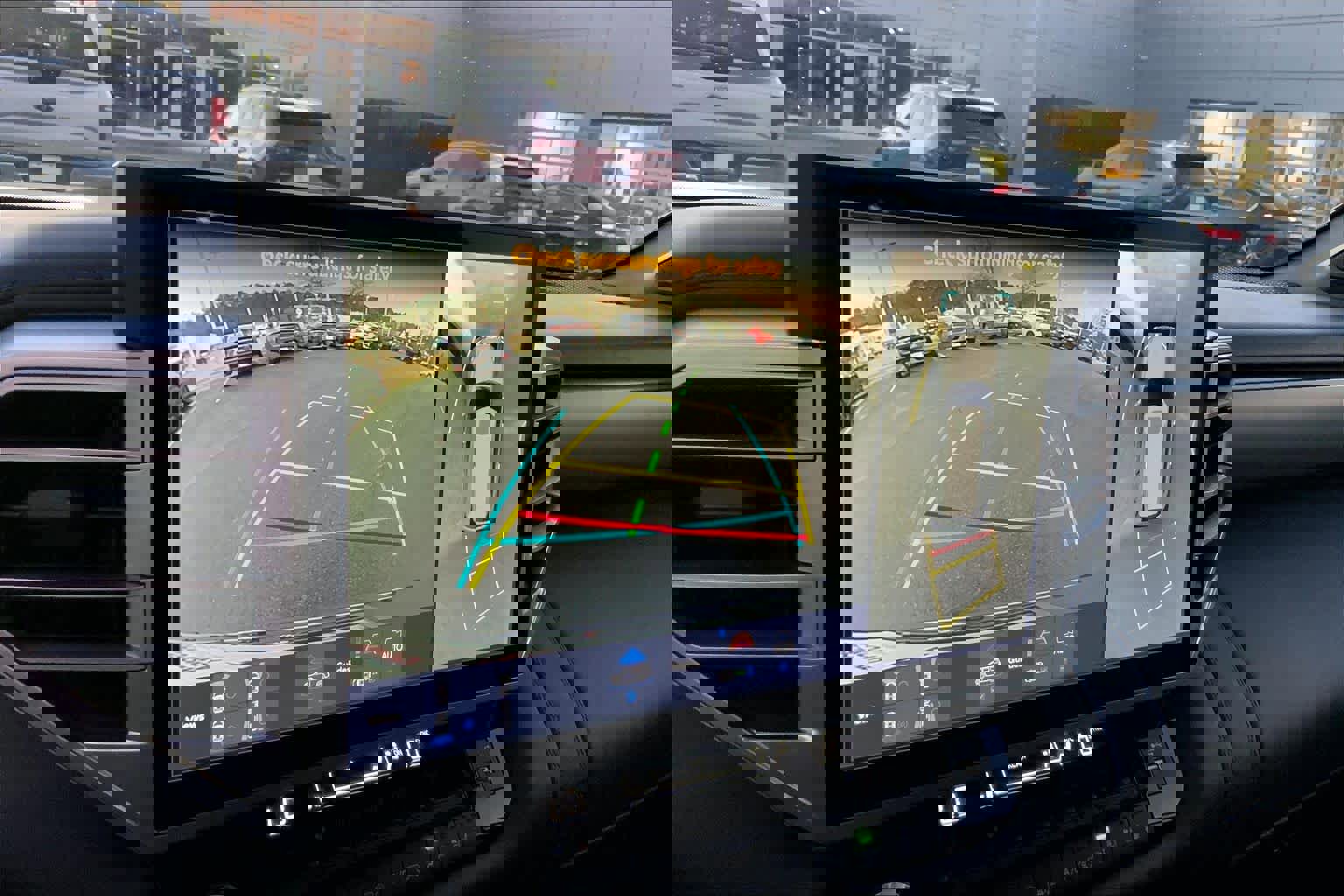 Used 2025 Toyota Sequoia Platinum image 28