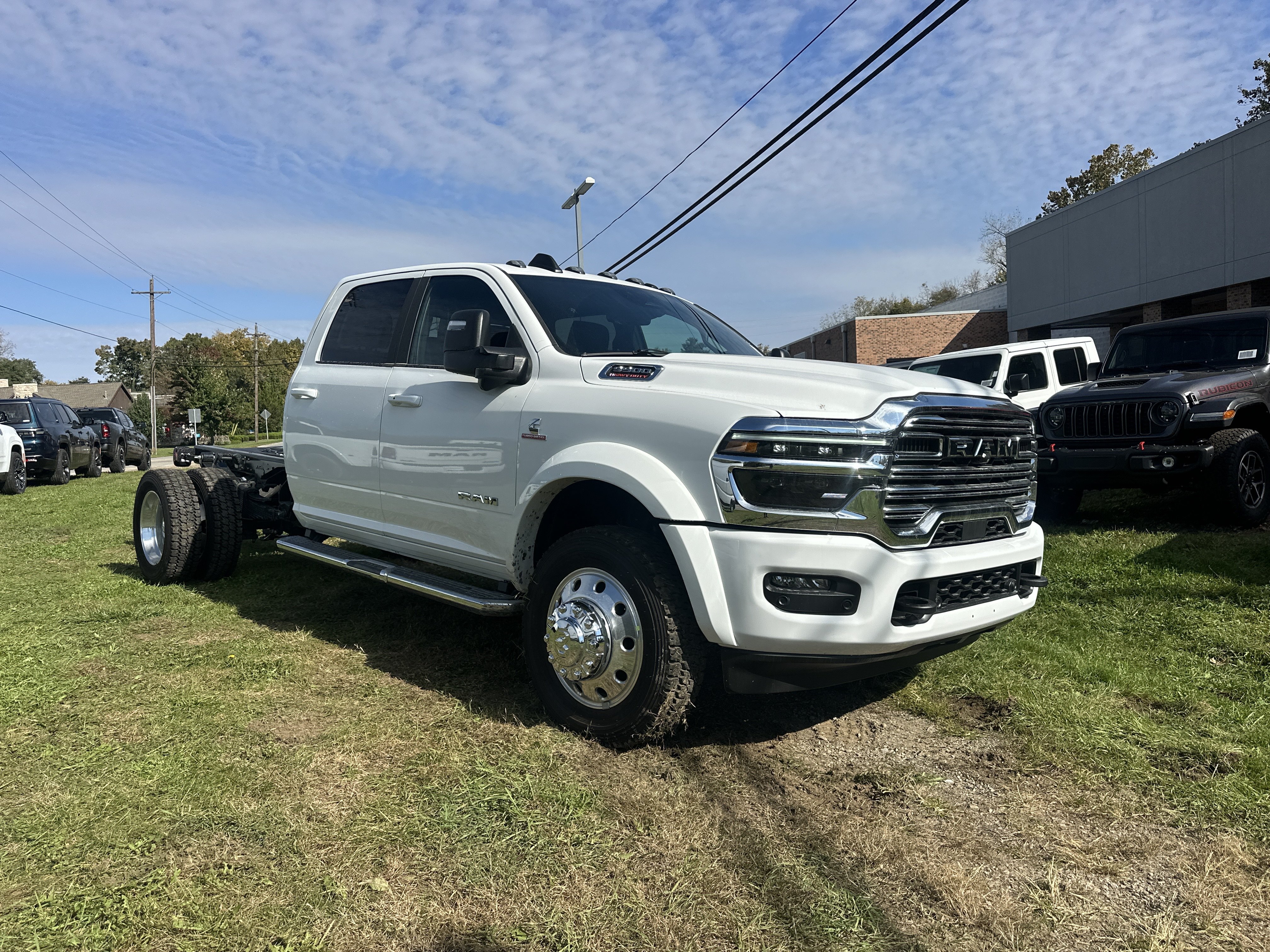 New 2027 RAM 5500 4x4 Crew Cab image 23
