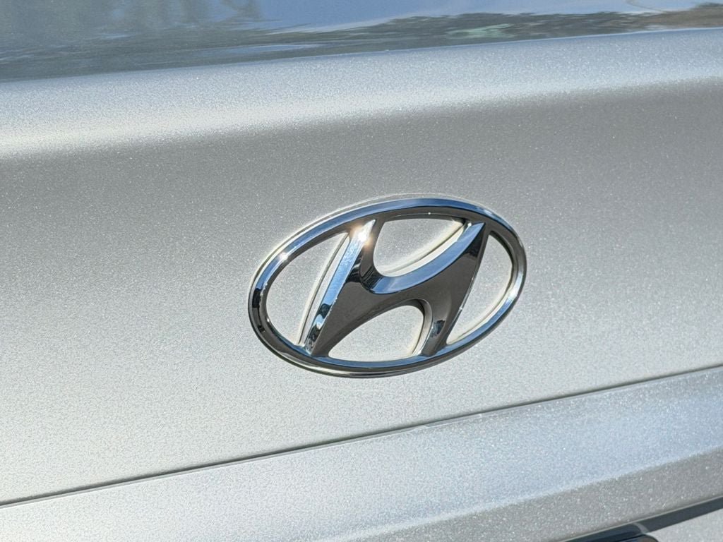 Used 2014 Hyundai Accent GLS FWD image 30