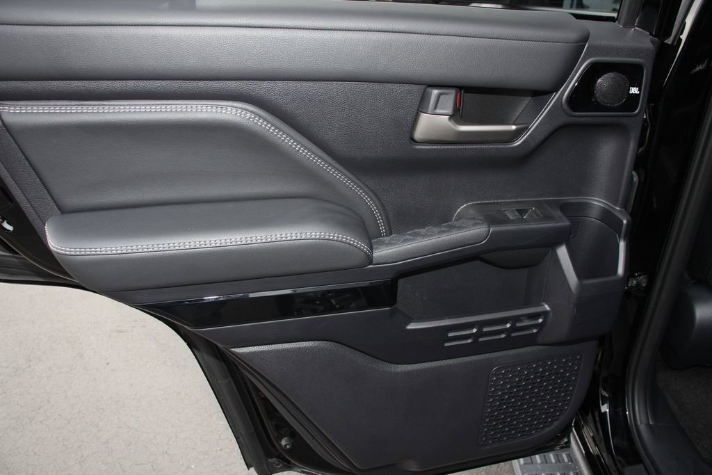 Used 2025 Toyota 4Runner Limited image 20