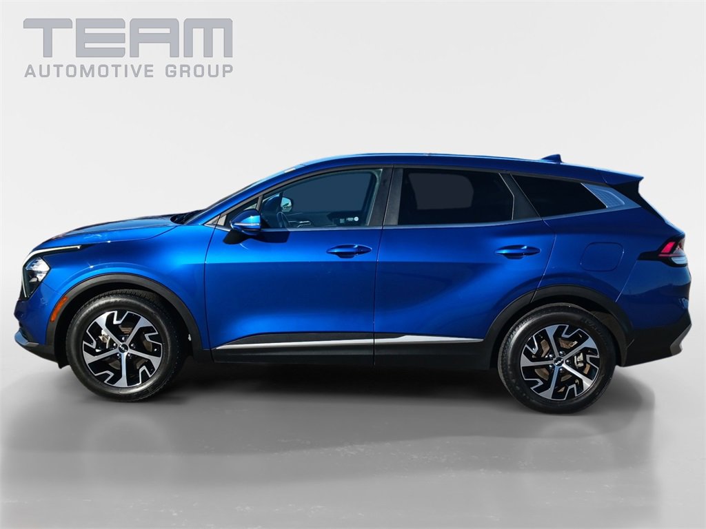 Used 2023 Kia Sportage EX image 4