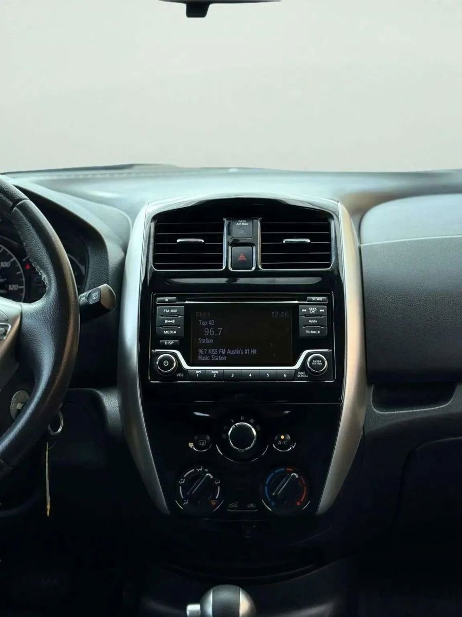 Used 2016 Nissan Versa Note SV image 24