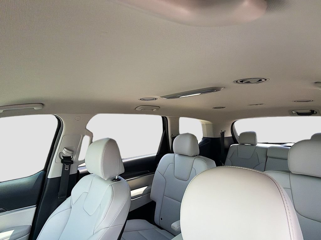 Certified 2024 Kia Telluride S FWD image 25