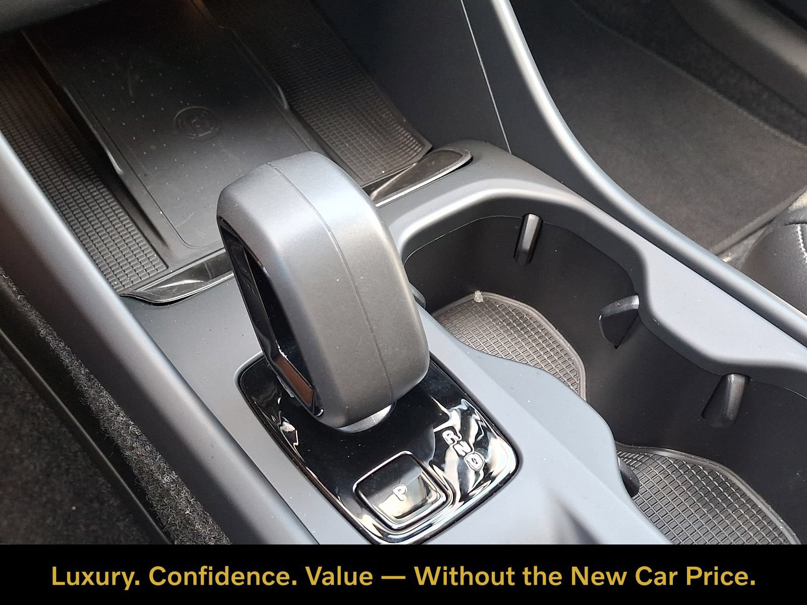 Certified 2026 Volvo XC40 B5 Core w/ Protection Package Premier AWD/4WD image 16