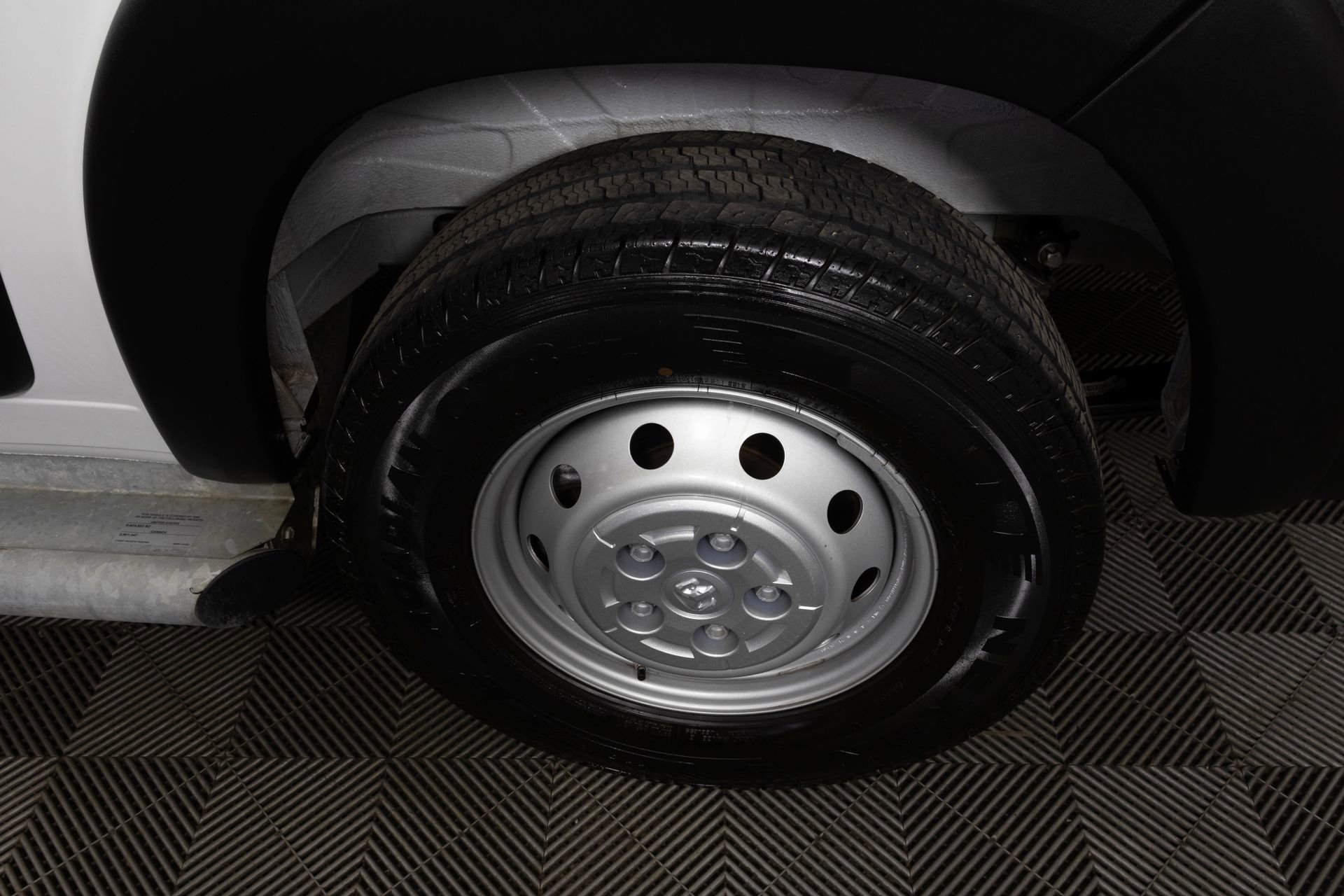 Used 2023 RAM ProMaster 2500 image 39