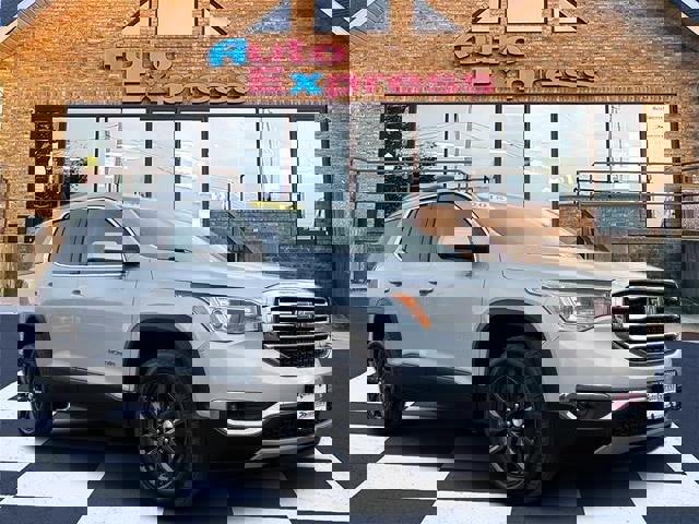 Used 2018 GMC Acadia SLT