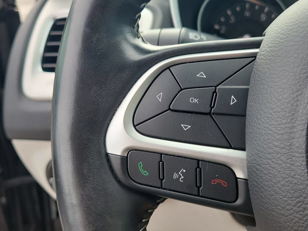 Used 2020 Jeep Compass Latitude w/ Safety & Security Group FWD image 22