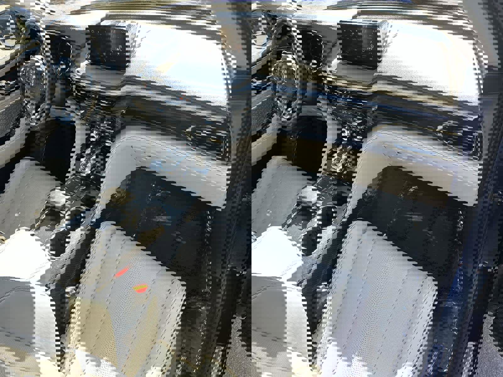 Certified 2022 Acura MDX SH-AWD w/ Advance Package image 12