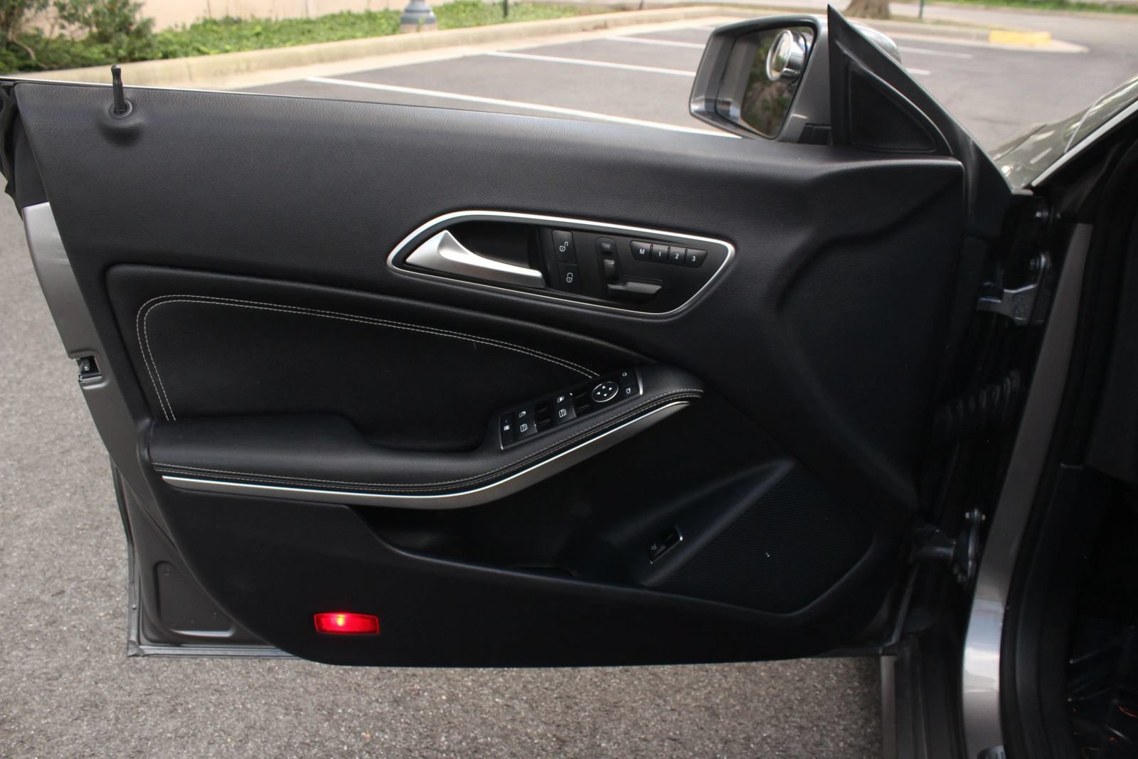 Used 2016 Mercedes-Benz CLA 250 image 15
