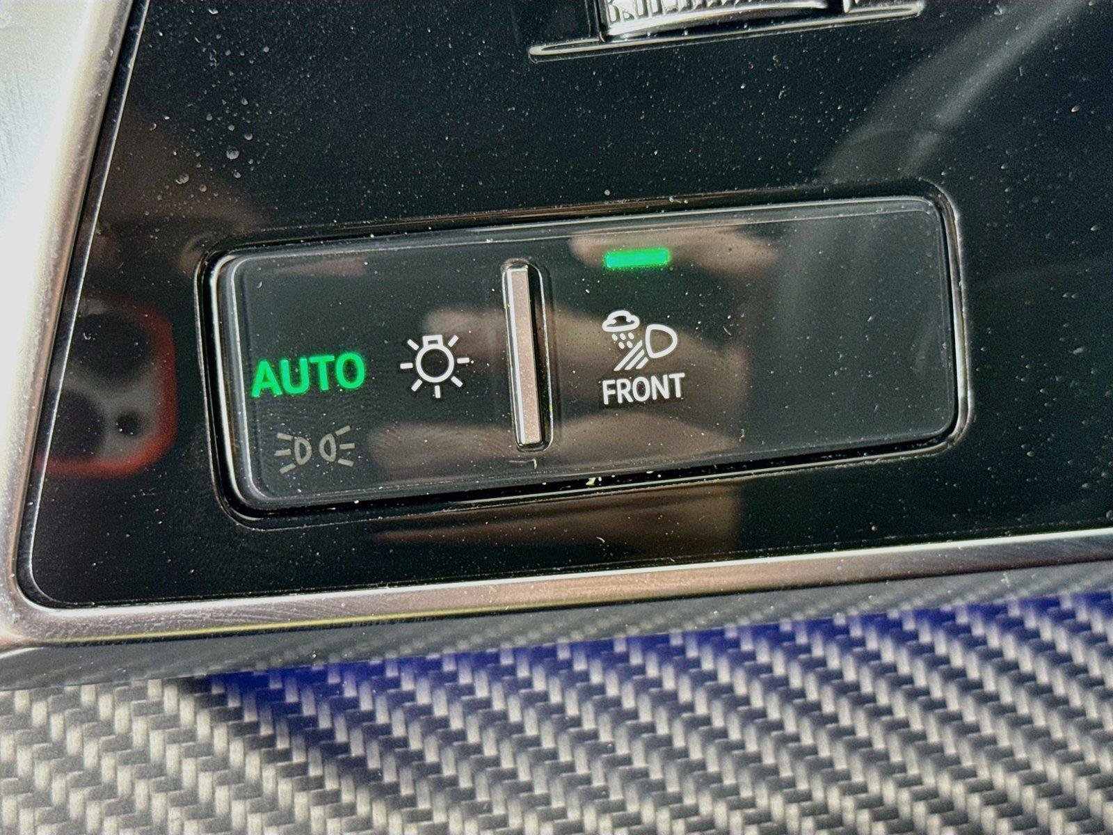 Used 2024 Audi SQ8 Prestige AWD/4WD image 12