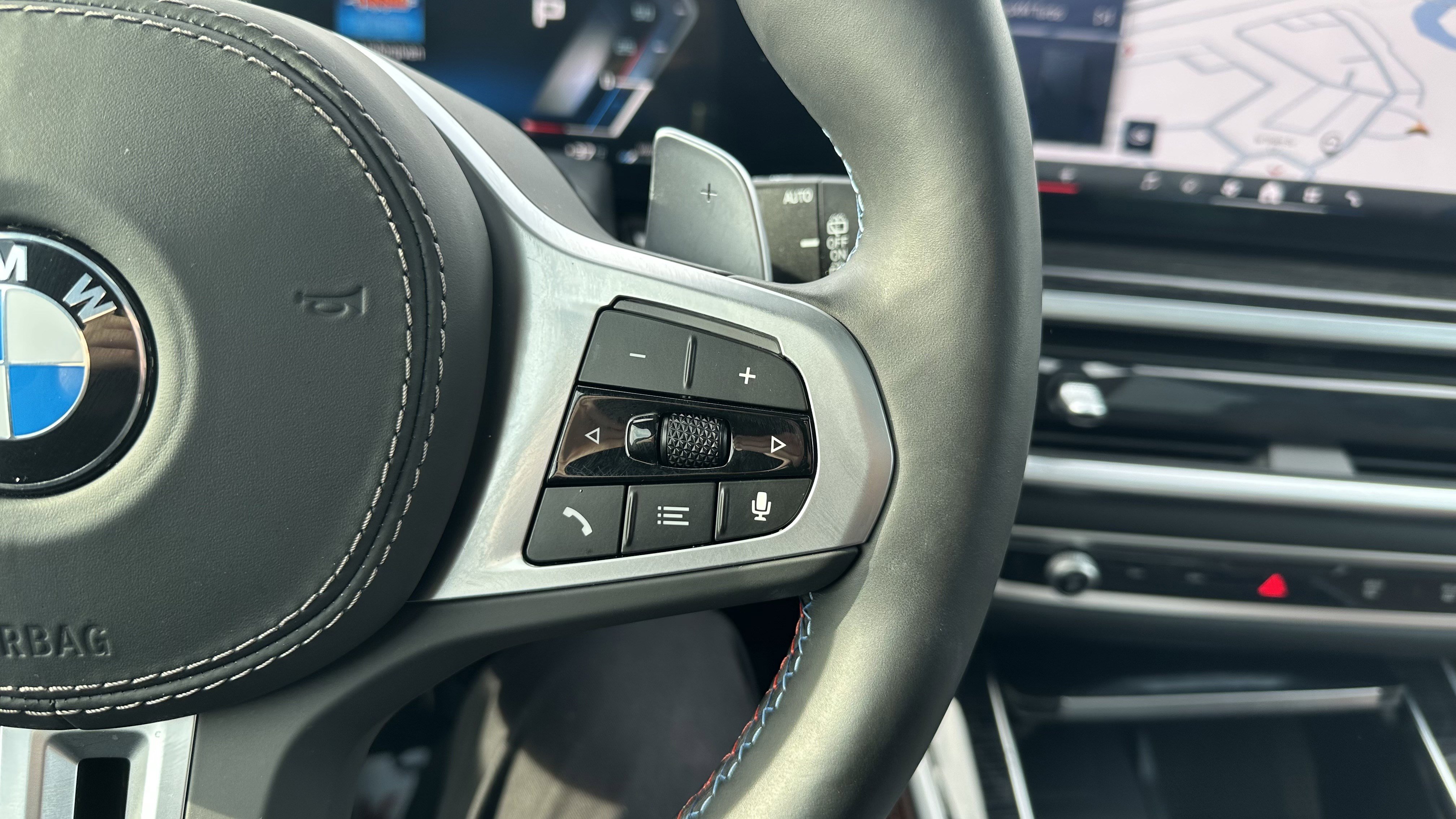 Certified 2025 BMW X5 M60i image 23