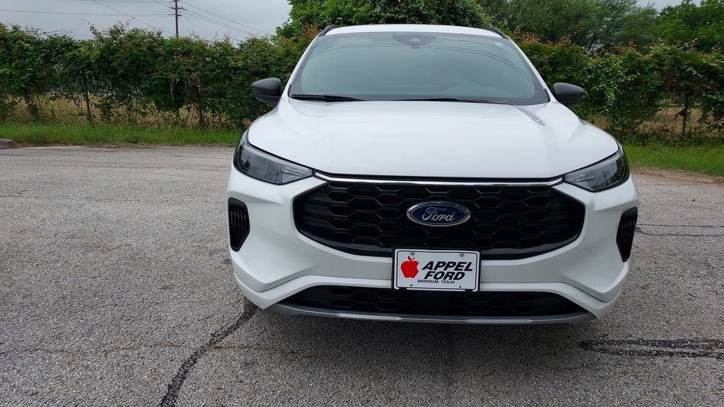 Certified 2023 Ford Escape ST-Line w/ Tech Pack #1 FWD image 8