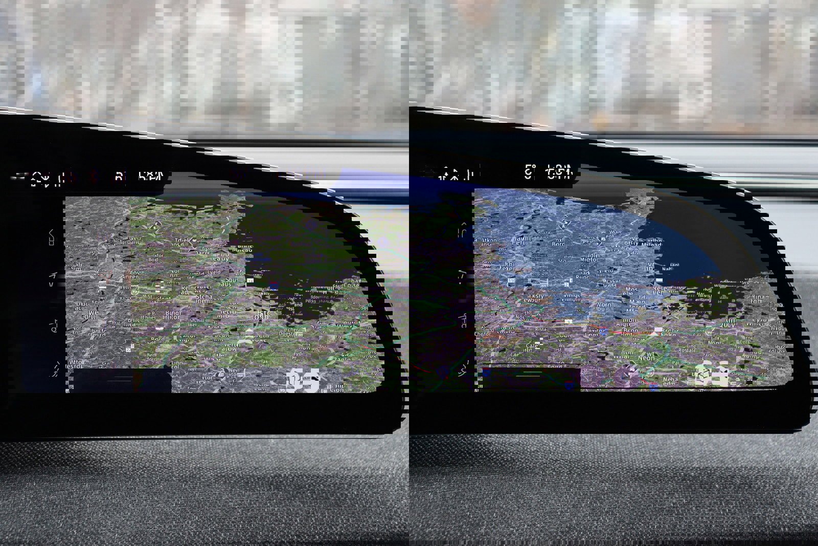 Used 2024 Lucid Air Touring image 32