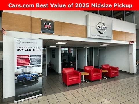 New 2025 Nissan Frontier PRO-4X w/ Interior Protection Package image 38