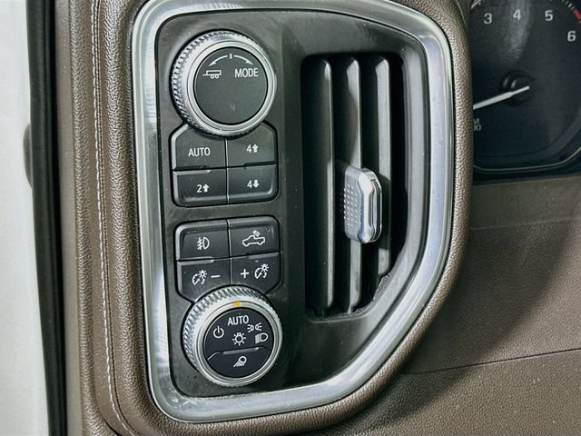 Used 2022 GMC Sierra 1500 SLT w/ SLT Convenience Package AWD/4WD image 13