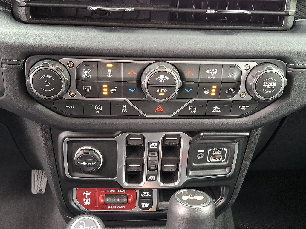 Certified 2026 Jeep Wrangler Unlimited Rubicon AWD/4WD image 15