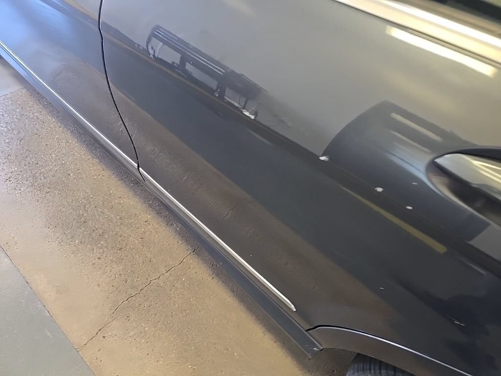 Used 2011 Mercedes-Benz C 300 4MATIC Sedan image 5