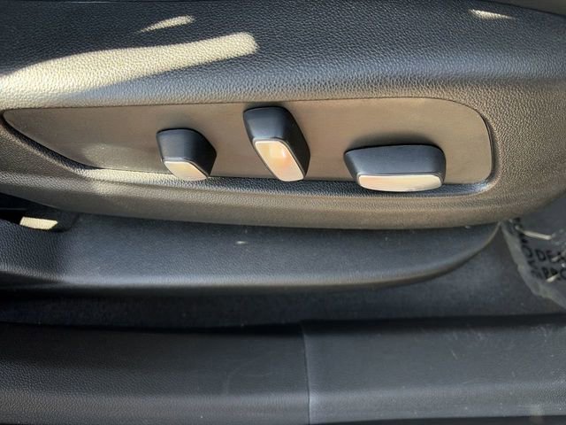 Used 2021 Cadillac XT6 Sport image 13