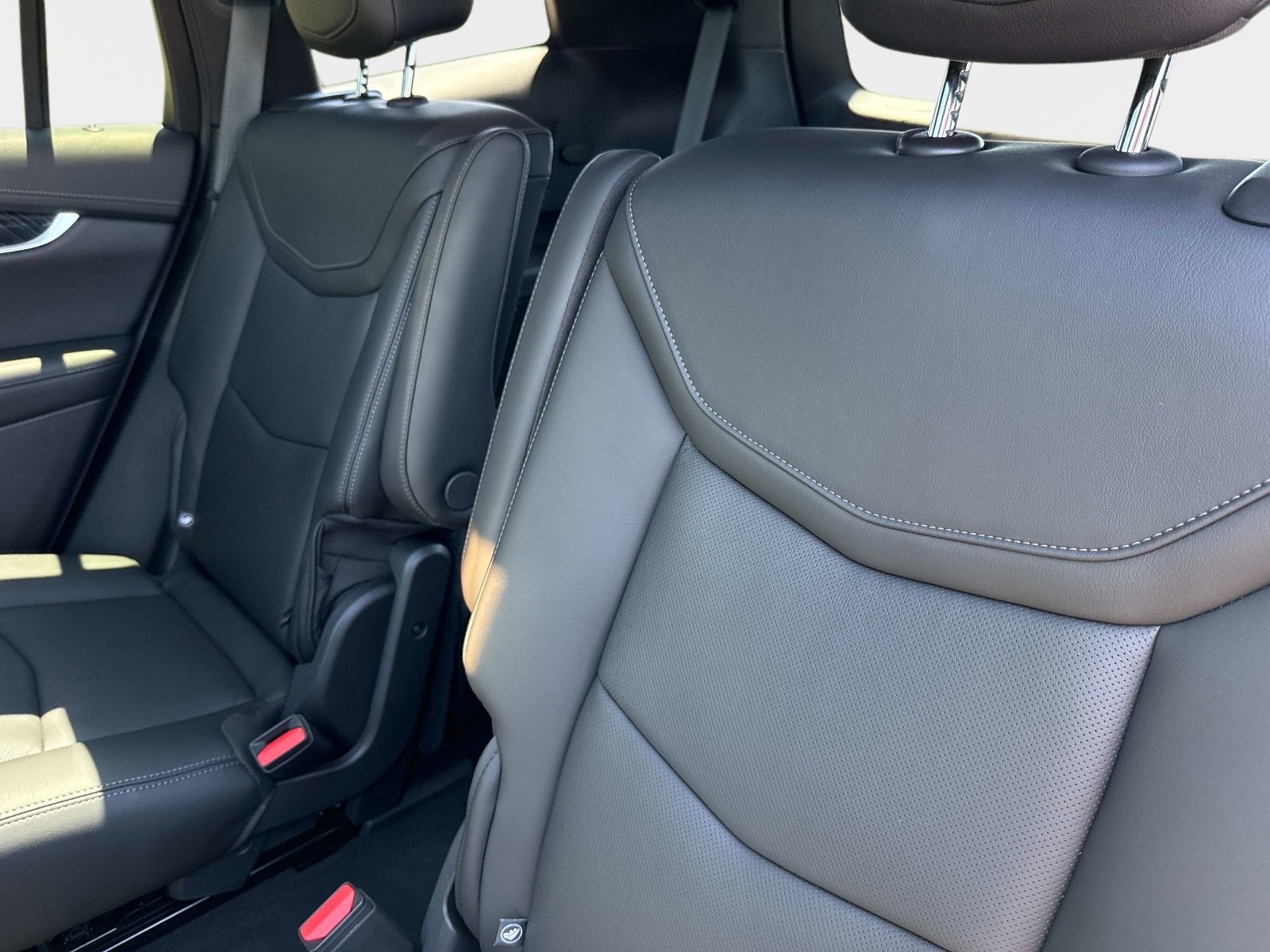 Used 2023 Cadillac XT6 Premium Luxury FWD image 14